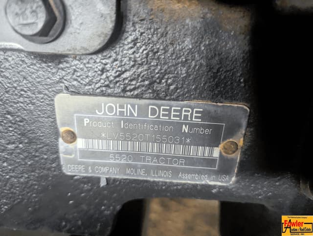 Image of John Deere 5520 equipment image 4