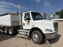 2004 Freightliner Business Class M2 Image