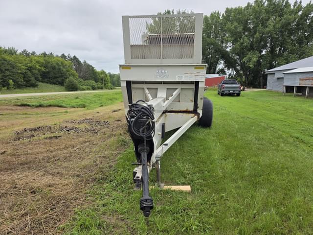Image of Kuhn Knight 2054 equipment image 4