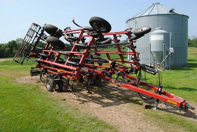 Image of Case IH Tigermate 200 equipment image 2