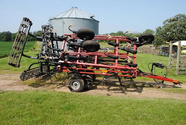 Image of Case IH Tigermate 200 equipment image 3