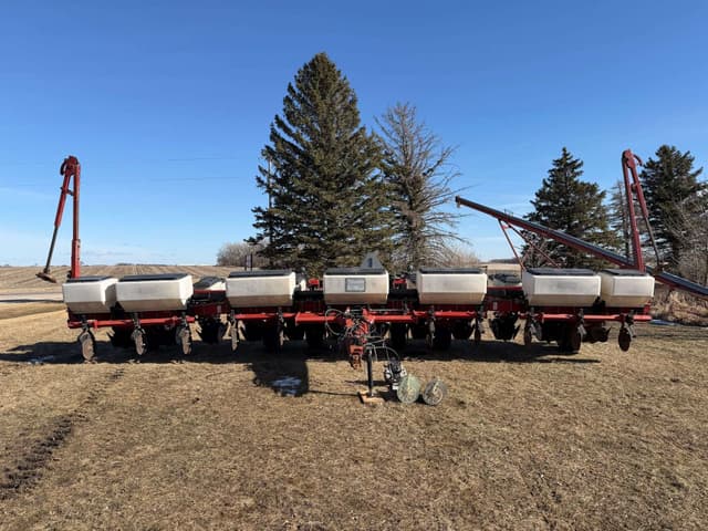 Image of White 6100 equipment image 1