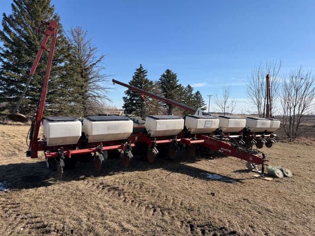 Image of White 6100 equipment image 2