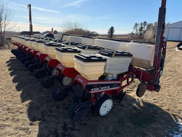 Image of White 6100 equipment image 4