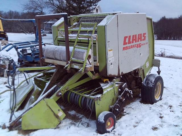 Image of CLAAS Rollant 46 equipment image 2