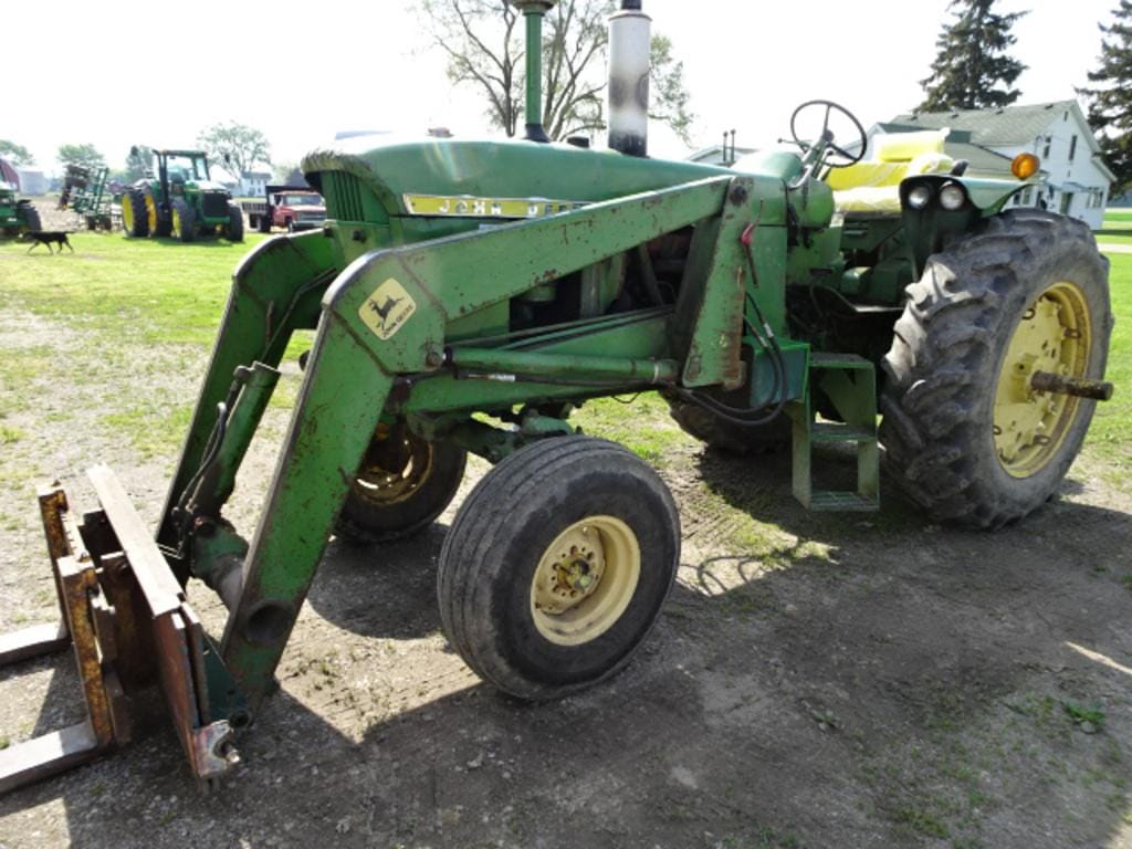 Main image John Deere 4020