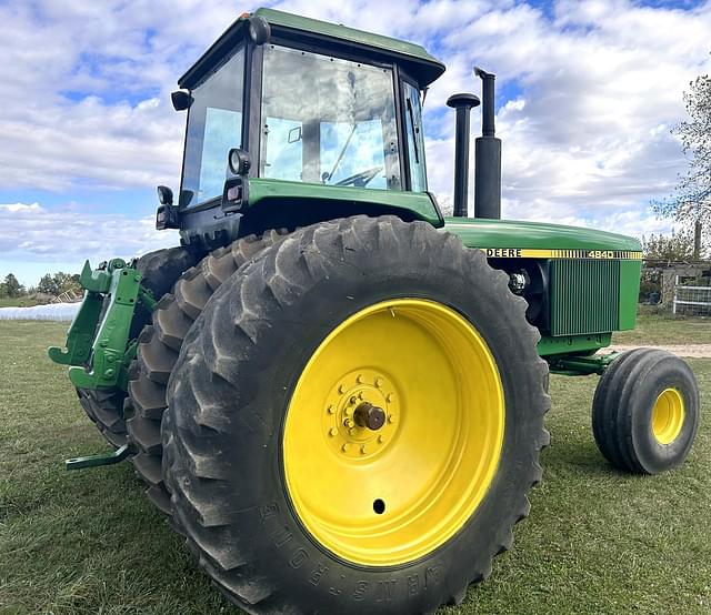 Image of John Deere 4840 equipment image 3