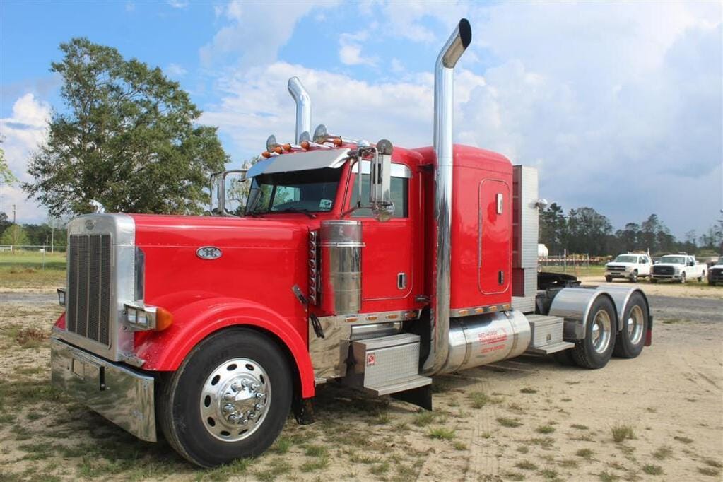 Main image Peterbilt 379