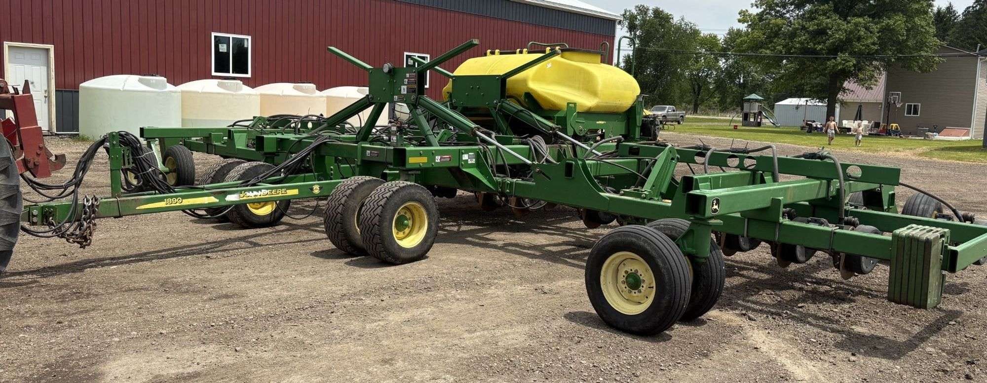 2003 John Deere 1890 Equipment Image0