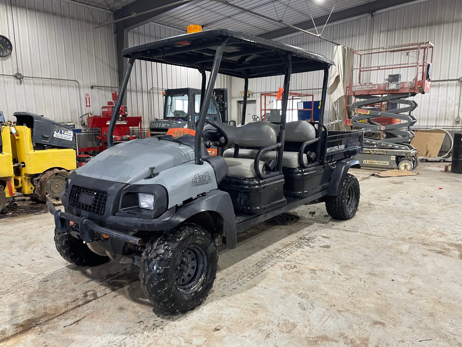 2020 Club Car Carryall 1700 Equipment Image0