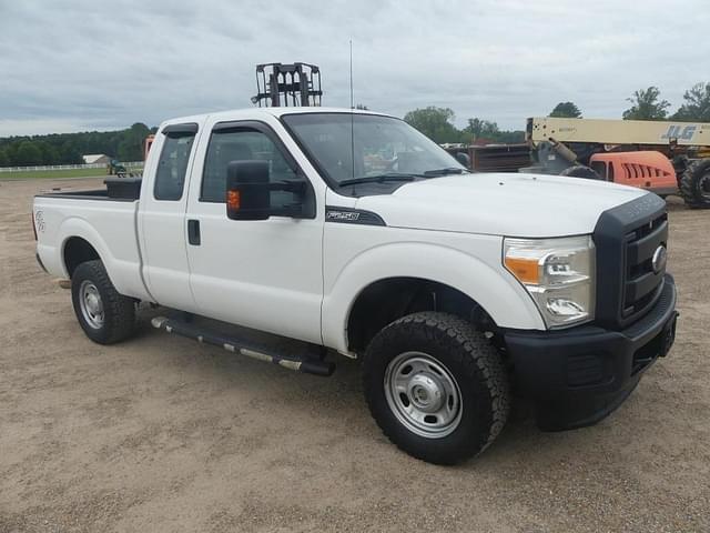 Image of Ford F-250 equipment image 1