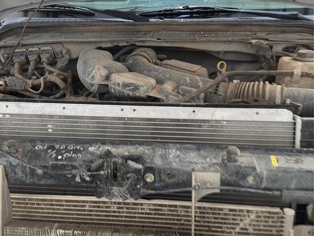 Image of Ford F-350 equipment image 3