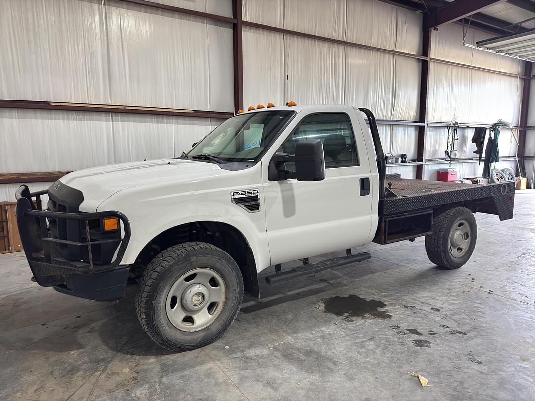 Image of Ford F-350 Primary image
