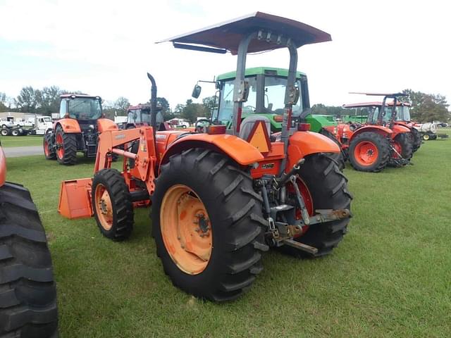 Image of Kubota M7040DT equipment image 4