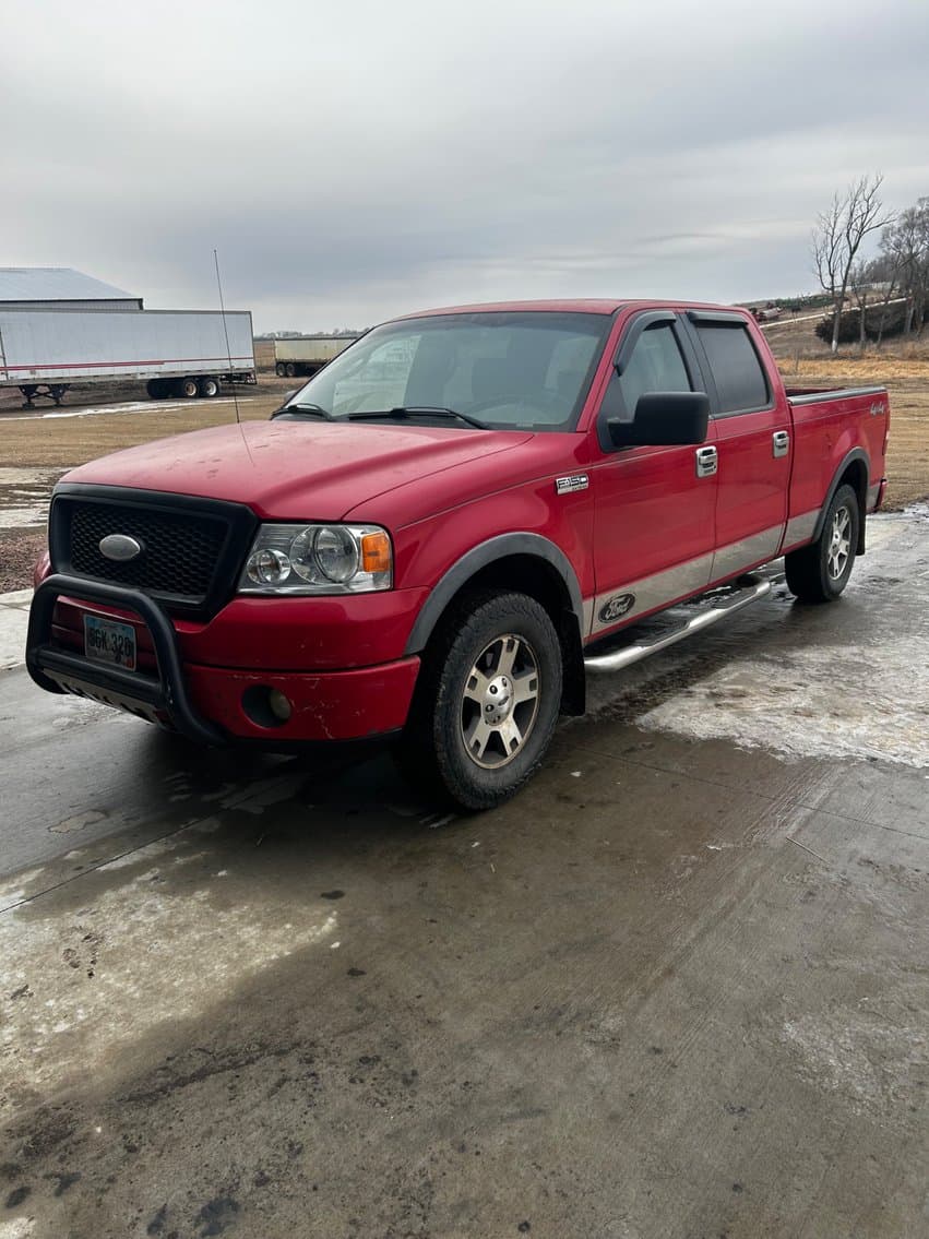 Image of Ford F-150 Primary image