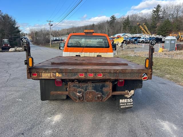 Image of Ford F-450 equipment image 3