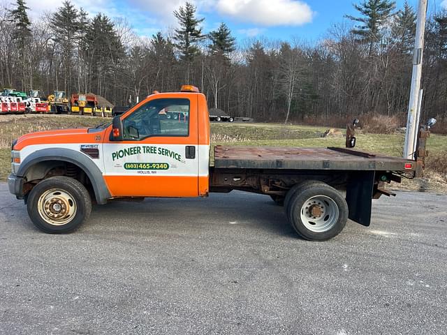 Image of Ford F-450 equipment image 1