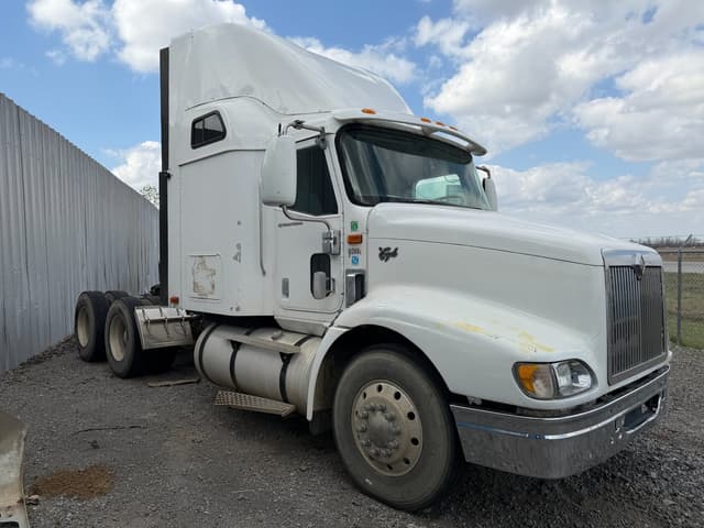 Image of International 9200i equipment image 1