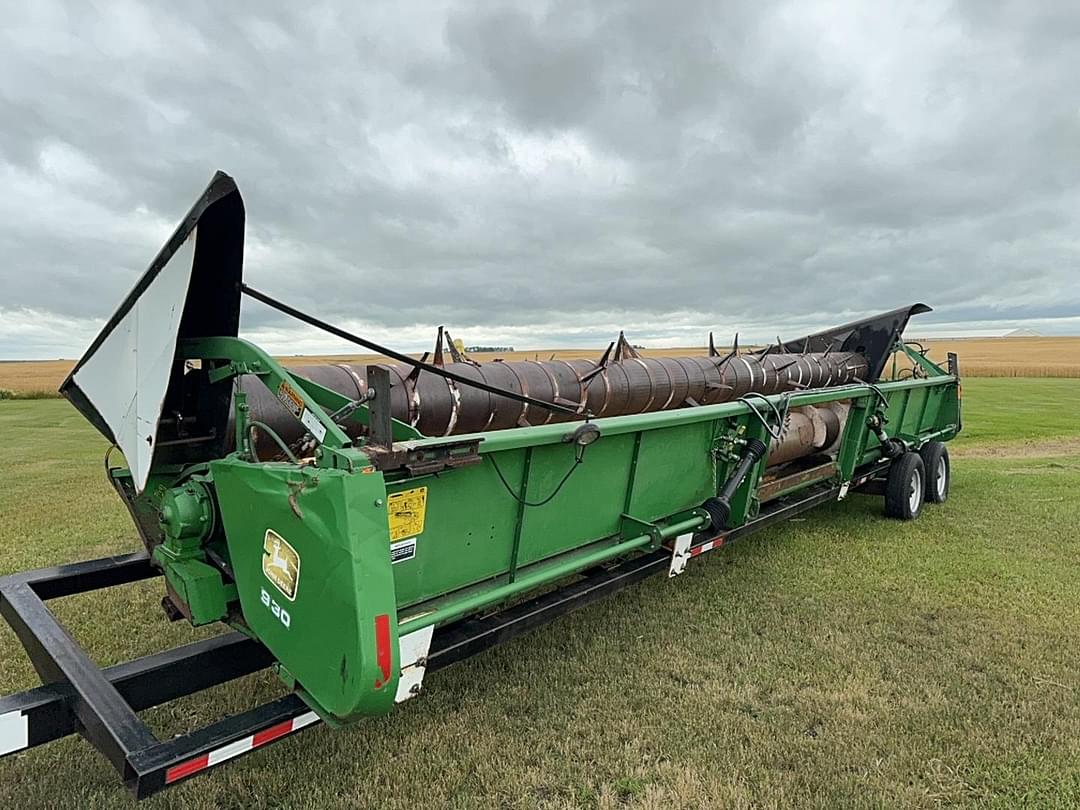 Image of John Deere 930 Primary image