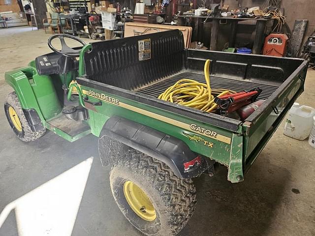 Image of John Deere Gator equipment image 3