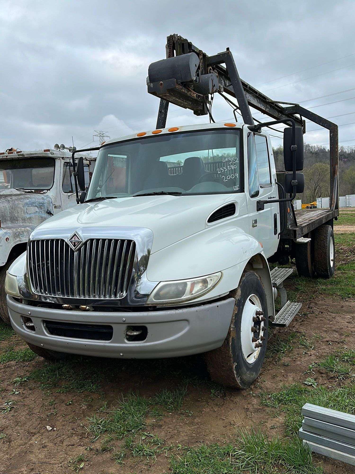 Main image International MA025