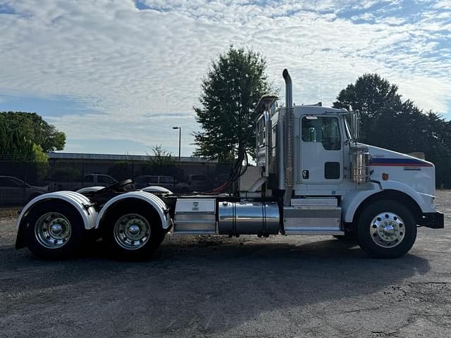 Image of Kenworth T800 equipment image 3