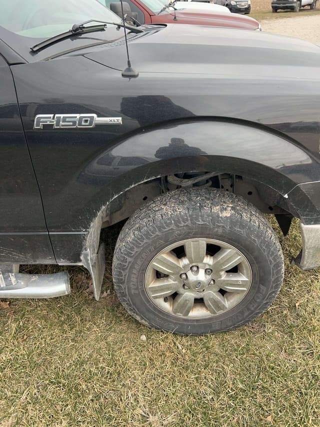 Image of Ford F-150 equipment image 3