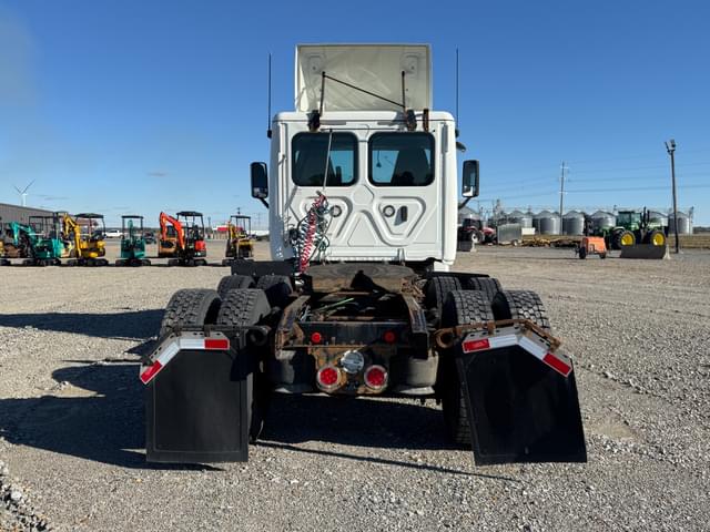 Image of Freightliner 125 equipment image 4