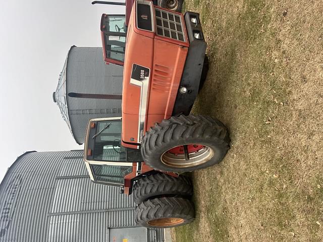 Image of International Harvester 3588 equipment image 2