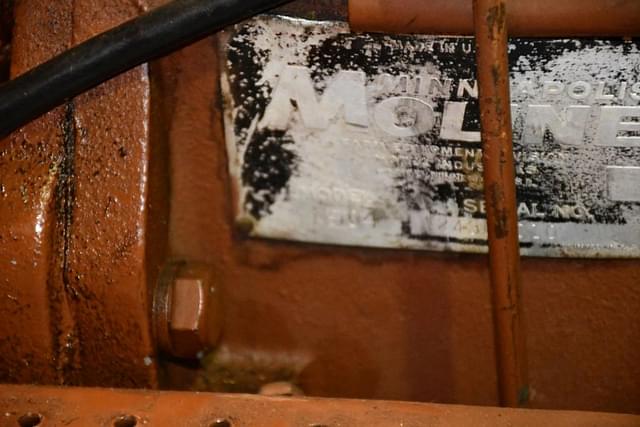 Image of Minneapolis-Moline M-504 equipment image 4