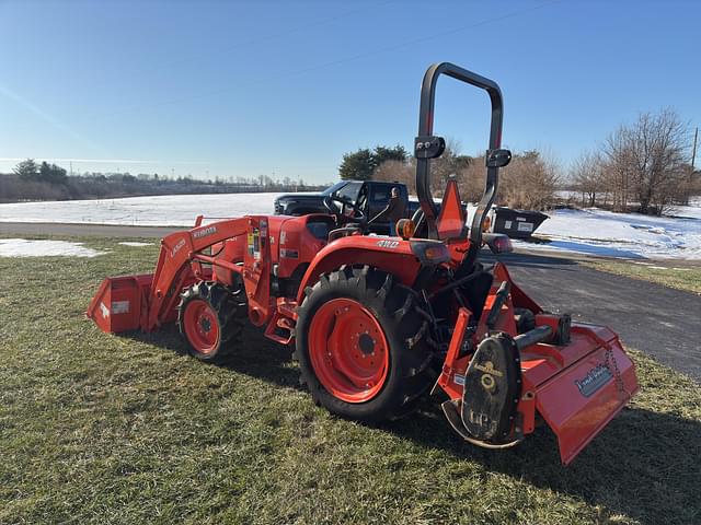 Image of Kubota L2501 equipment image 2