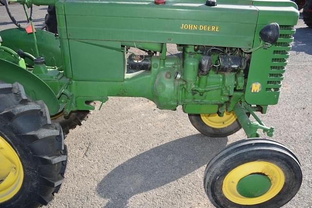 Image of John Deere M equipment image 3