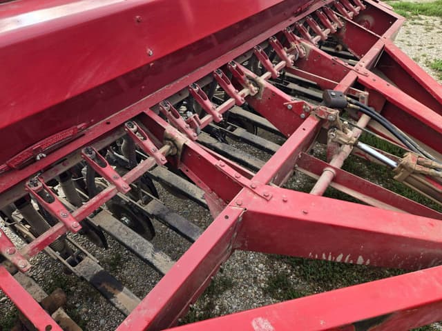 Image of Case IH 5100 equipment image 3