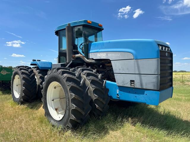 Image of New Holland 9282 equipment image 2