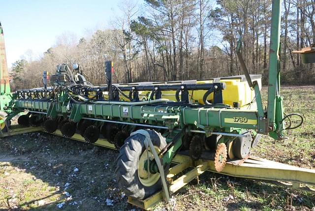 Image of John Deere 1730 equipment image 1