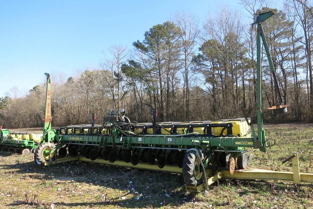 Image of John Deere 1730 Primary image