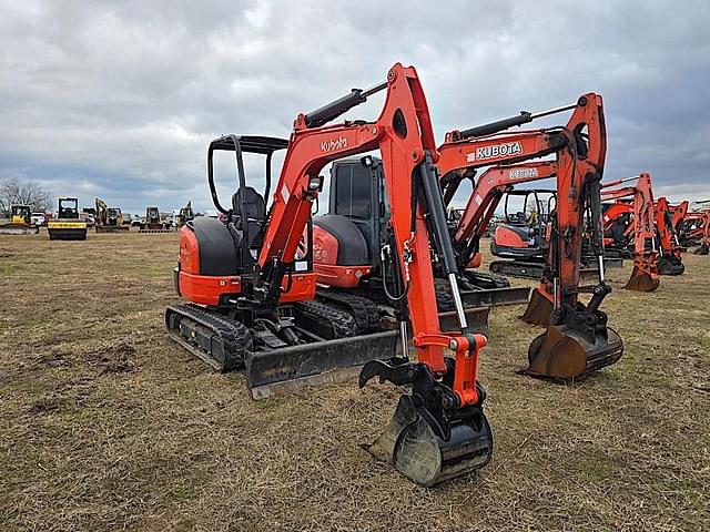 Image of Kubota KX033-4 equipment image 1