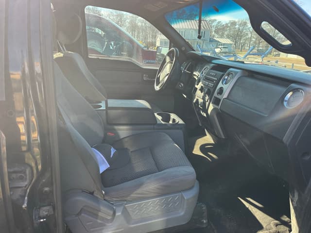 Image of Ford F-150 equipment image 3