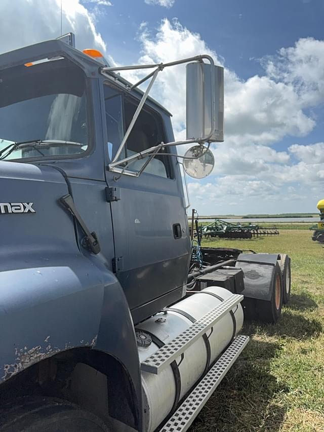 Image of Ford Aeromax equipment image 4
