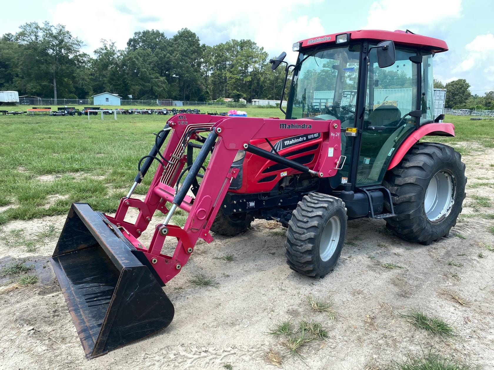 2012 Mahindra 6010 HST Equipment Image0
