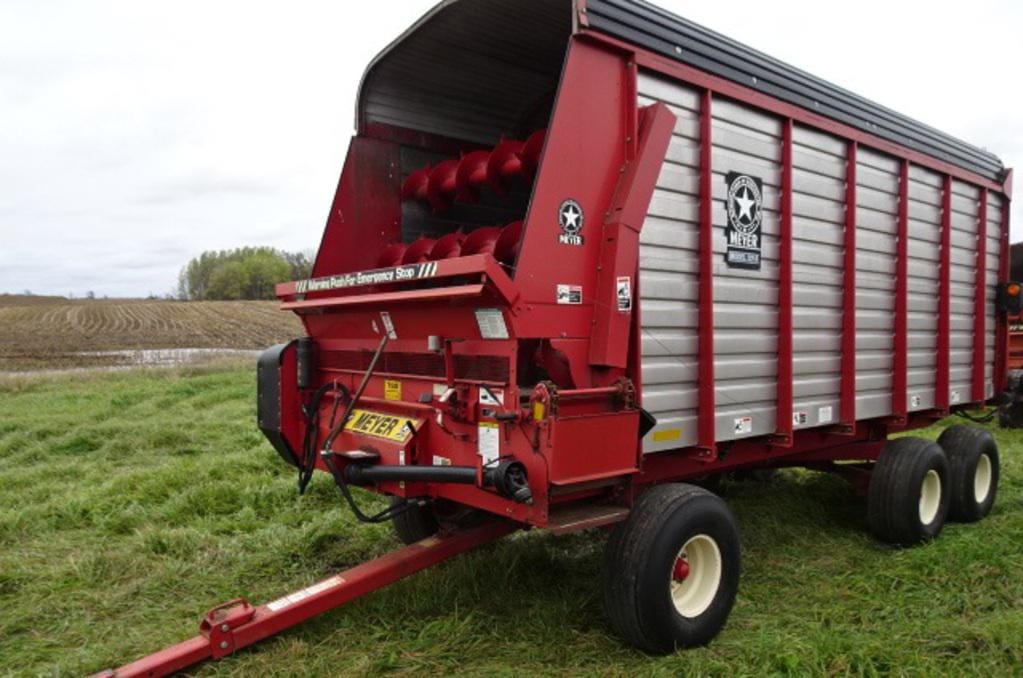 Main image Meyer 3218