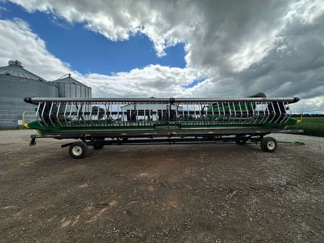 Image of John Deere RD40F equipment image 4