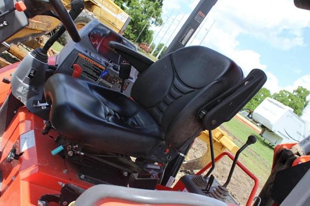 Image of Kubota L47 equipment image 2