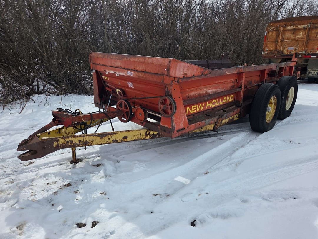 Image of New Holland 791 Primary image