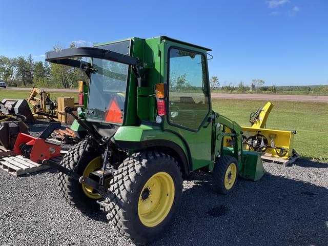Image of John Deere 2038R equipment image 4