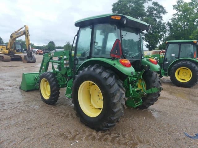 Image of John Deere 5065E equipment image 4