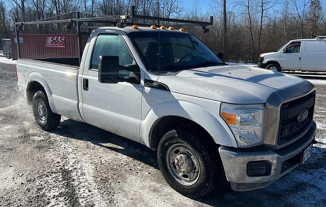 Image of Ford F-250 equipment image 4