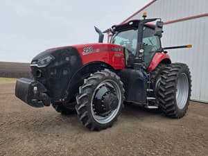 2020 Case IH Magnum 250 Image
