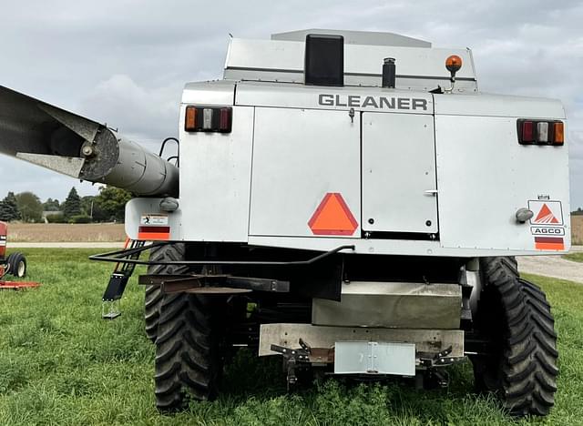 Image of Gleaner R65 equipment image 3