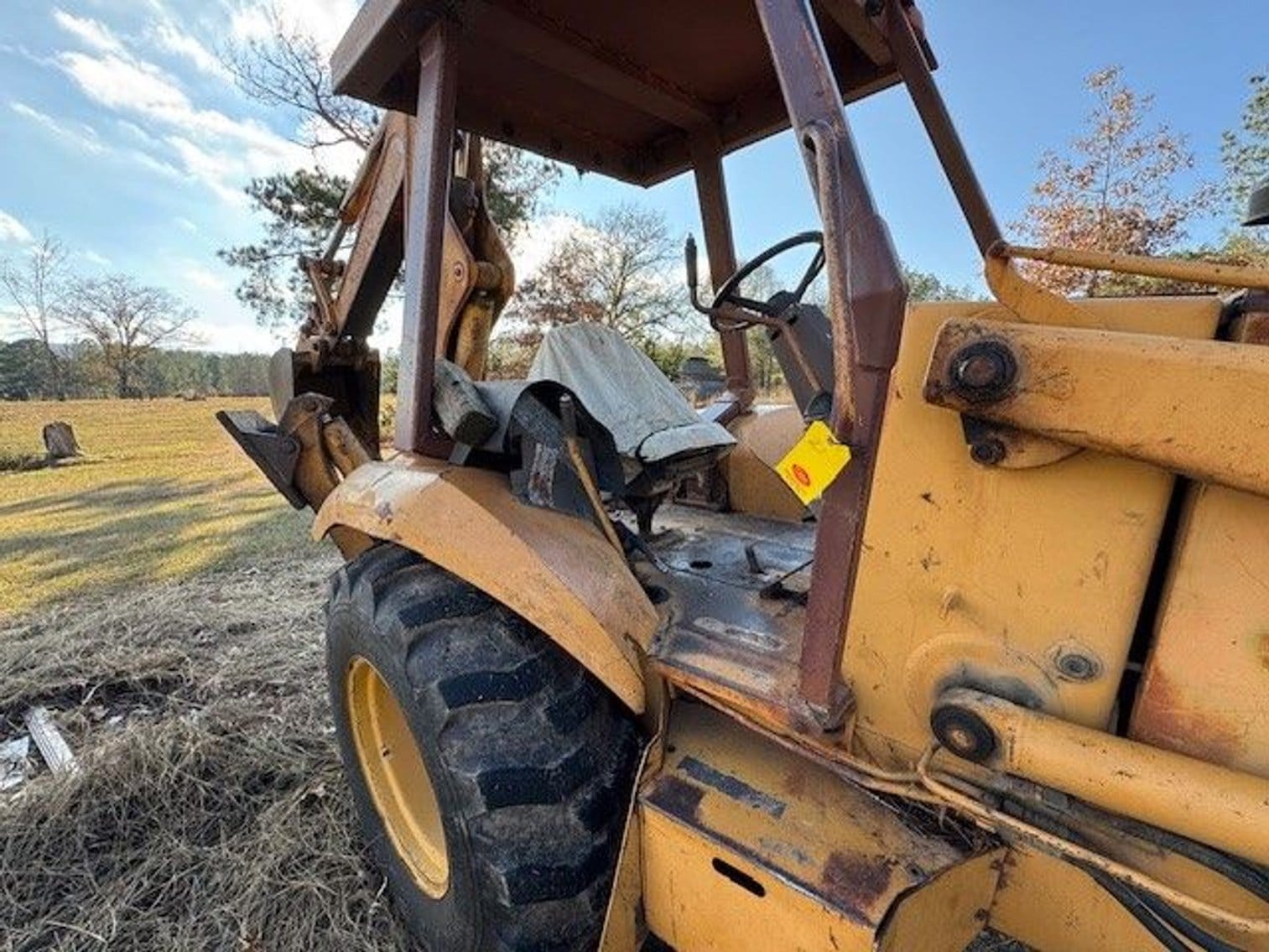 Case 580K Equipment Image0